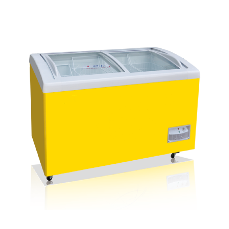 Komoda se skleněnými dveřmi Komoda se skleněnými dveřmi