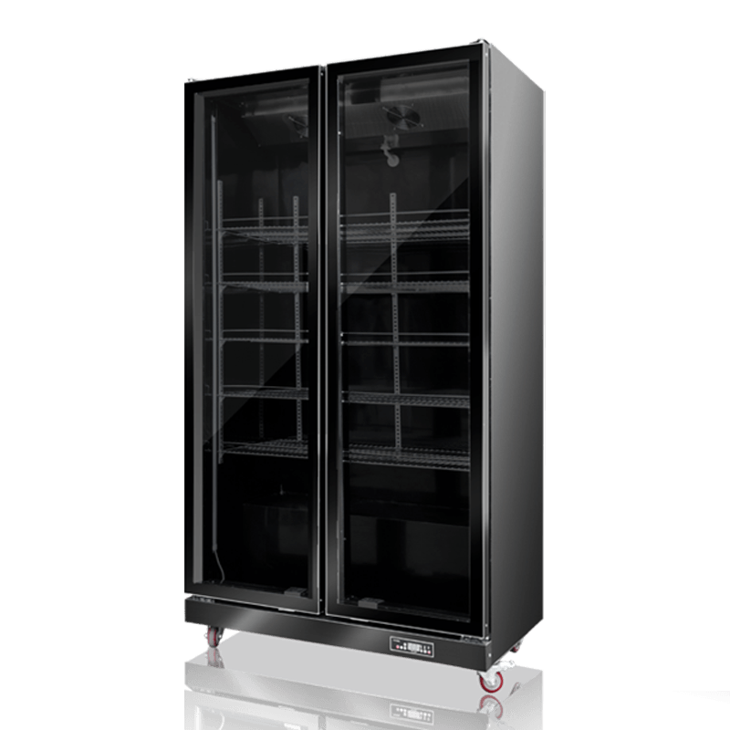 Chlazená vitrína na pivo